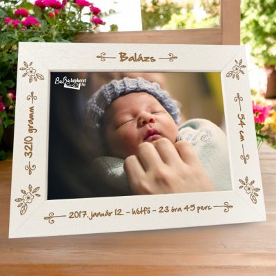 Baba képkeret: virágos