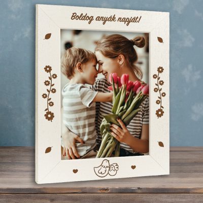 Anyák napi képkeret: Gondoskodás (álló)